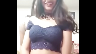 Desi Girl Showing Her Awesome Boobs - Delhi Sex Chat